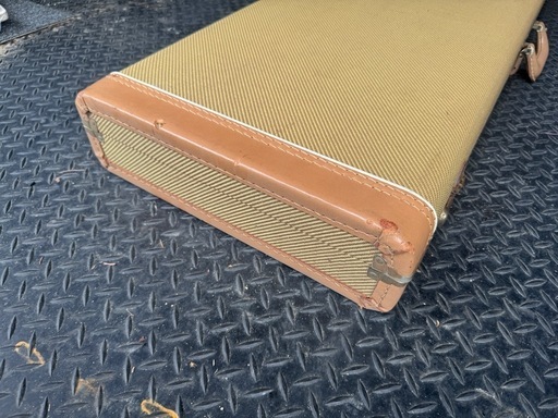 【交渉中】フェンダー　ギター　ハードケース