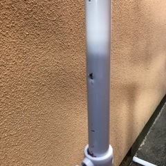 高さ調節できるハンガーラックの画像
