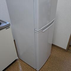 冷蔵庫　YAMAZEN 128リットル　2022年製の画像