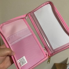 ちいかわ　マルチポーチ　マルチケース　ピンクの画像