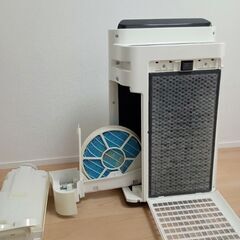 シャープ　空気清浄機　加湿器　SHARPの画像