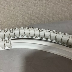 未使用品カーテンレール・２段ベッド用カーテン2枚　締切8月20日の画像