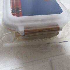 新品未使用　くまのがっこう　ランチボックス　５．６個残ってますの画像