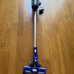 コードレスサイクロン 掃除機 DT-YCC2105N　動作確認済の画像