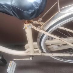 ボロボロの自転車の画像