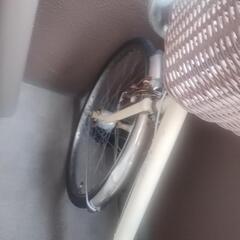 ボロボロの自転車の画像