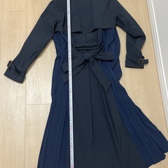 サイドプリーツトレンチコートの画像
