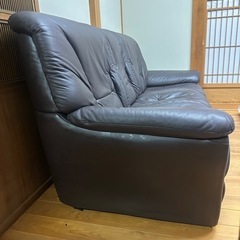 レザーソファの画像