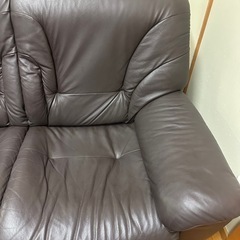 レザーソファの画像