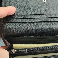 BURBERRY　長財布の画像