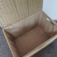 蓋つき収納かごの画像