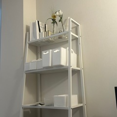 IKEAの収納スタンドの画像