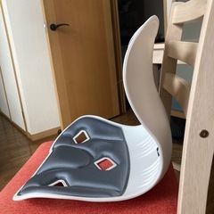 DEZIYUA 姿勢サポートチェア 　骨盤サポートチェアの画像
