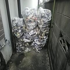 大量のアルミ缶無料です。の画像