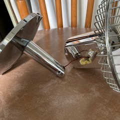 ジャンク　卓上扇風機
の画像