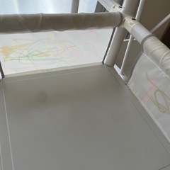 子供用滑り台、ブランコの画像