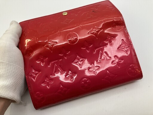 ルイヴィトン ヴェルニ ポルトフォイユ・サラ 2つ折り長財布 19×10.5cm 箱・袋付き 正規品 本物保証 送料無料