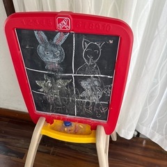 キッズ　黒板とホワイトボードの画像