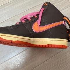 NIKE ハイカットスニーカー　24.5の画像