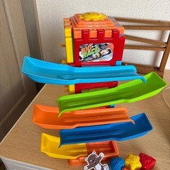トイザらス　知育玩具の画像