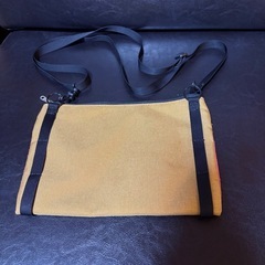 中古　CHUMS チャムス　サコッシュの画像