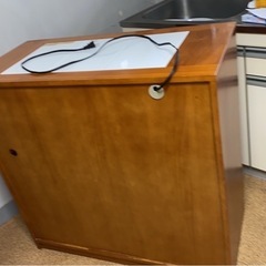食器棚の画像