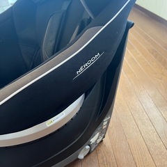 【お話し中】combi チャイルドシート　isofixの画像