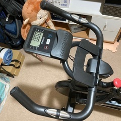 ⭐︎中古スピンバイク⭐︎STEADY⭐︎屋内でのフィットネス・軽運動に(^｡^)
の画像