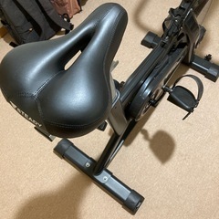 ⭐︎中古スピンバイク⭐︎STEADY⭐︎屋内でのフィットネス・軽運動に(^｡^)
の画像