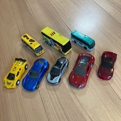 トミカ　車　はたらく　ミニカー　
くるまの画像