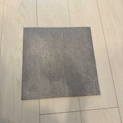 床用タイル　模様替えの画像
