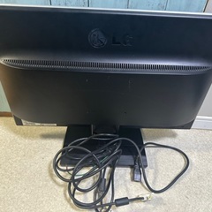 モニター　キーボード　マウスの画像
