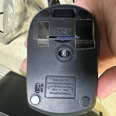 モニター　キーボード　マウスの画像
