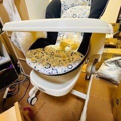 コンビ　ハイローチェア　手動の画像