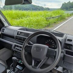 冷蔵冷凍車！-20℃、4WD、100V電源付き、加温機能付き！の画像
