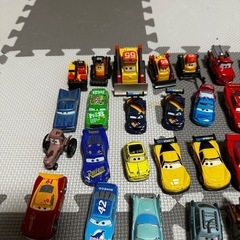 カーズ　トミカ　引退品の画像
