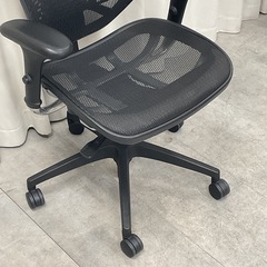 KH-37【新入荷　リサイクル品】エルゴヒューマン　エンジョイTOBE デスクチェア　黒の画像