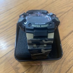 新品 カモフラ柄デジタルウォッチの画像