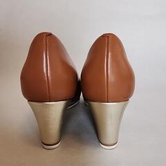 COLE HAAN　パンプスの画像