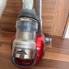 掃除機　パナソニック　2011年製の画像
