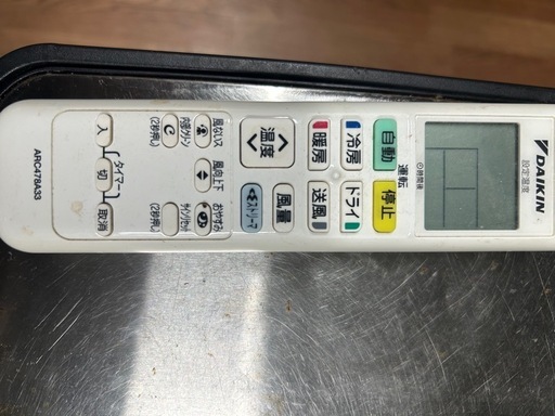 ダイキンエアコン3.6kw100V2016年製取り付け費込み 