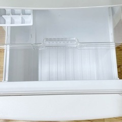 (送料無料) 2020年 極美品 168L 冷蔵庫 霜取り不要 カテキンフィルター⑤の画像