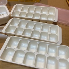 哺乳瓶消毒器とおまけの画像