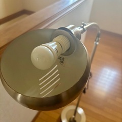 間接照明　フロアライト　の画像