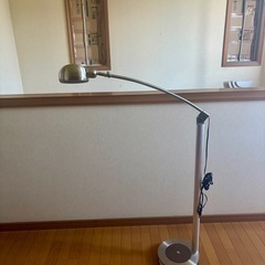間接照明　フロアライト　の画像