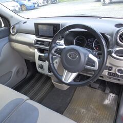 28y　キャスト　修復歴ナシ　禁煙車　スマートキー　バックカメラ　室内良好　28.8万円！！の画像