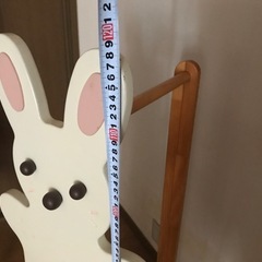 子供用洋服ラックの画像