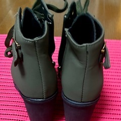 ショートブーツの画像