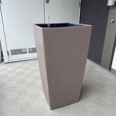 8/19まで！（粗大ごみ廃棄予定）レチューザ　キュービコ40 ５万円以上　観葉植物用プランター大型　の画像