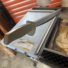 ペーパー　裁断機　断裁機　よく切れますの画像